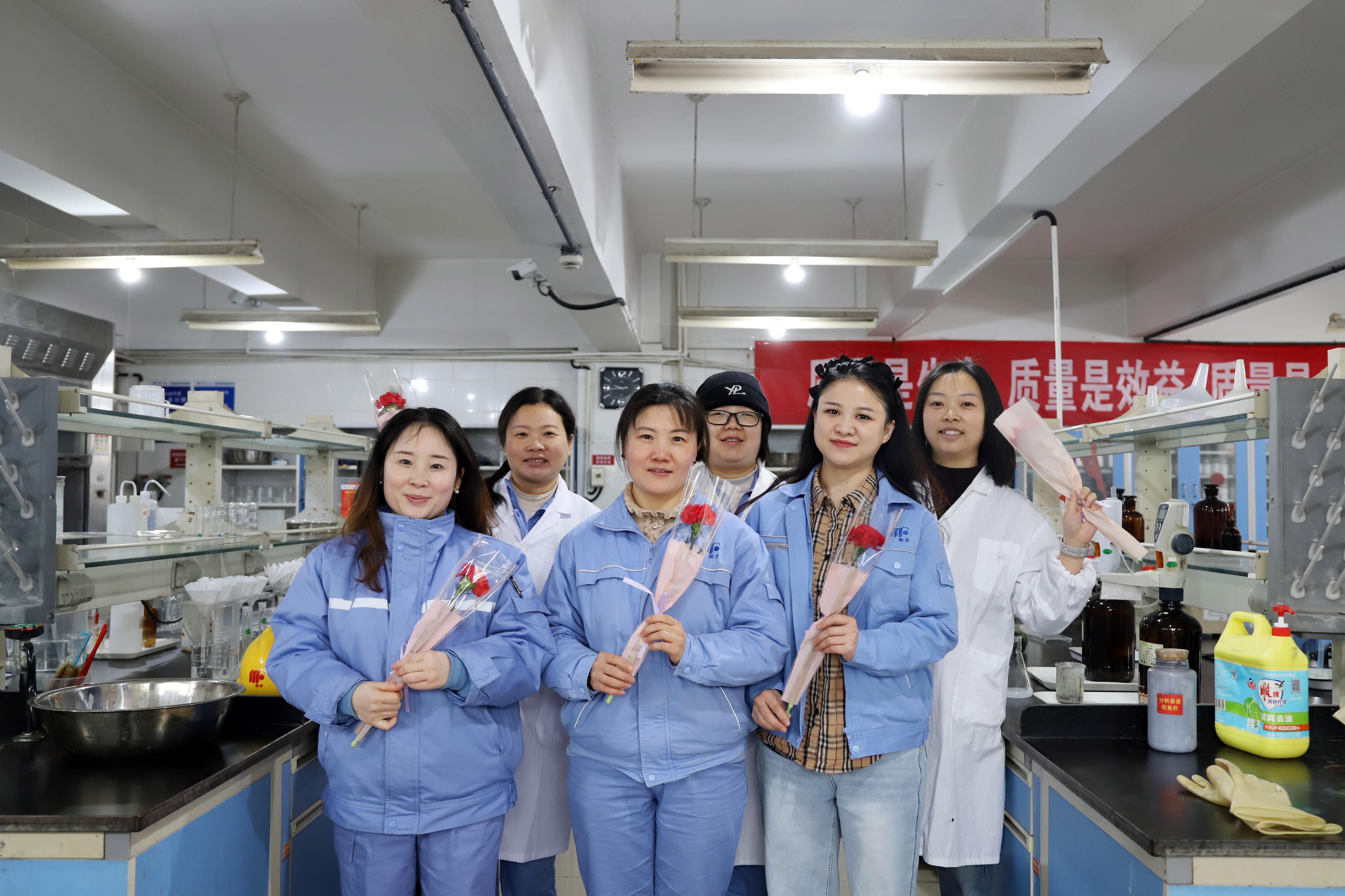 致敬！美丰「她」力量~